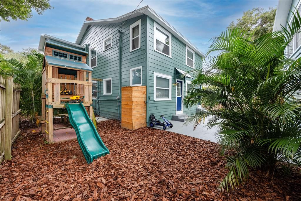 For Sale: $599,900 (4 beds, 0 baths, 2724 Square Feet)