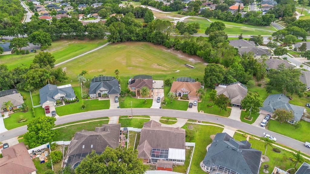 На продажу: $395,000 (4 спален, 3 ванн, 2095 Квадратных фут)