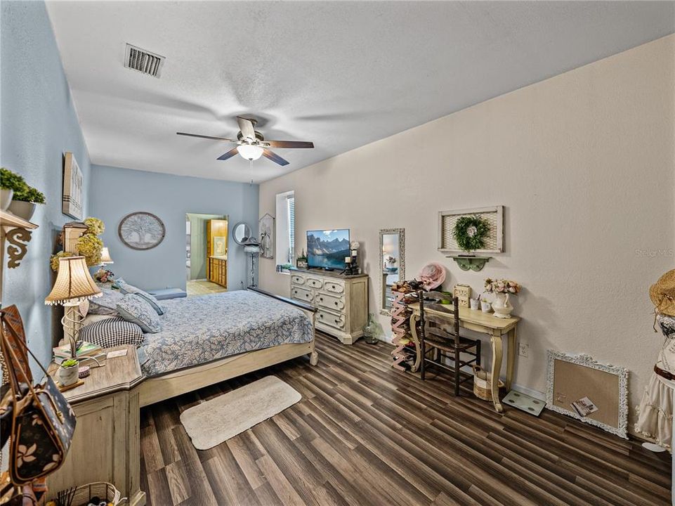 For Sale: $1,525,000 (0 beds, 0 baths, 5880 Square Feet)