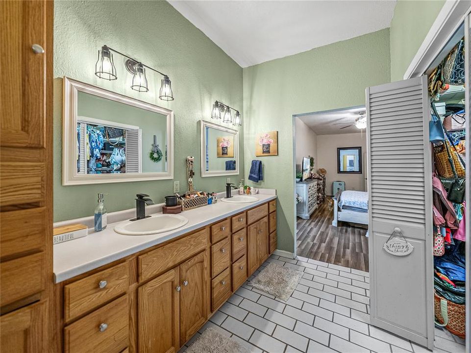 For Sale: $1,525,000 (0 beds, 0 baths, 5880 Square Feet)