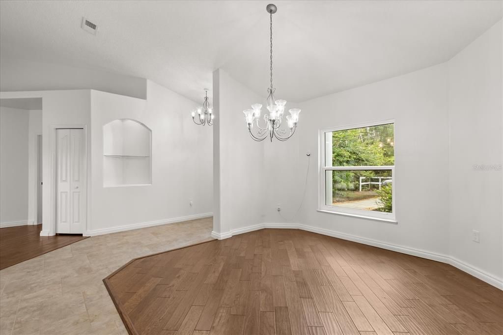 待售: $649,500 (3 贝兹, 2 浴室, 1921 平方英尺)