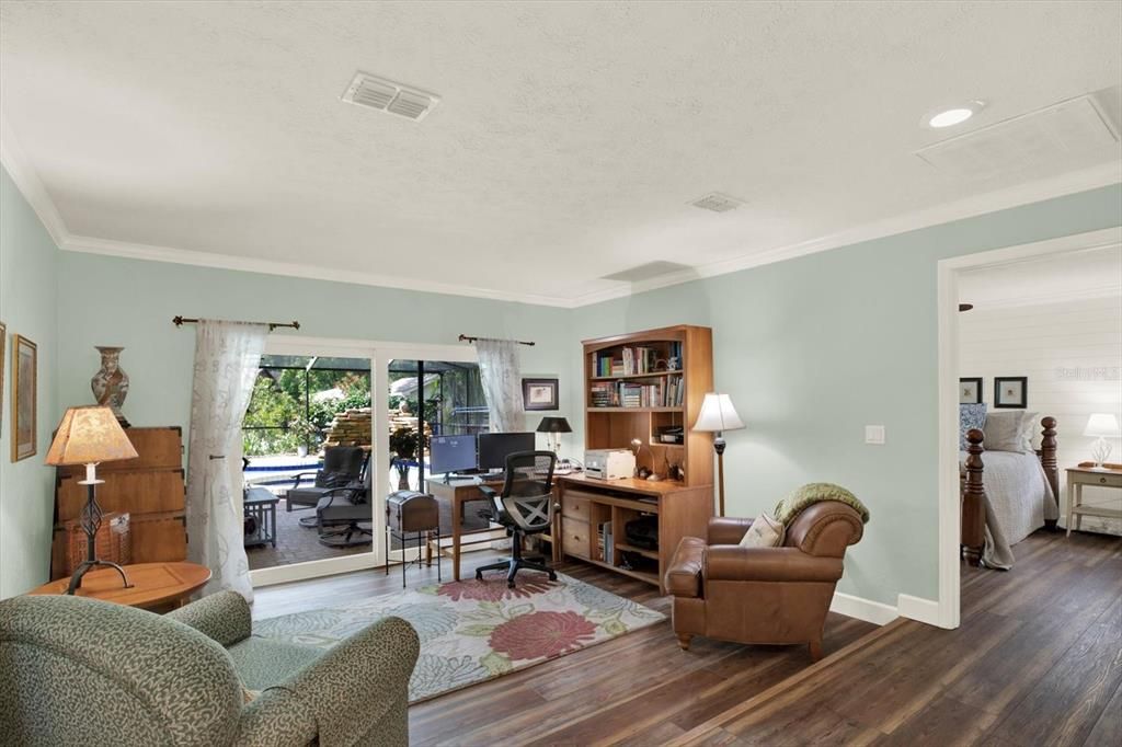 For Sale: $560,000 (3 beds, 2 baths, 2050 Square Feet)