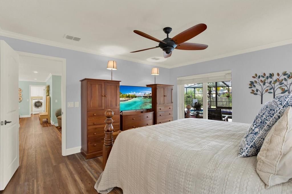 For Sale: $560,000 (3 beds, 2 baths, 2050 Square Feet)