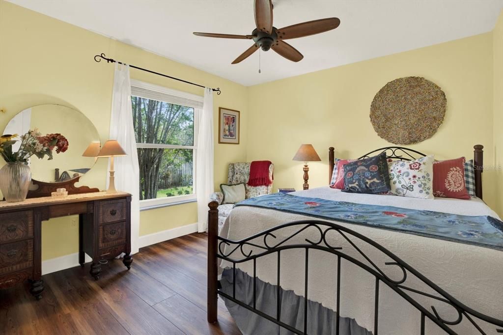 For Sale: $560,000 (3 beds, 2 baths, 2050 Square Feet)