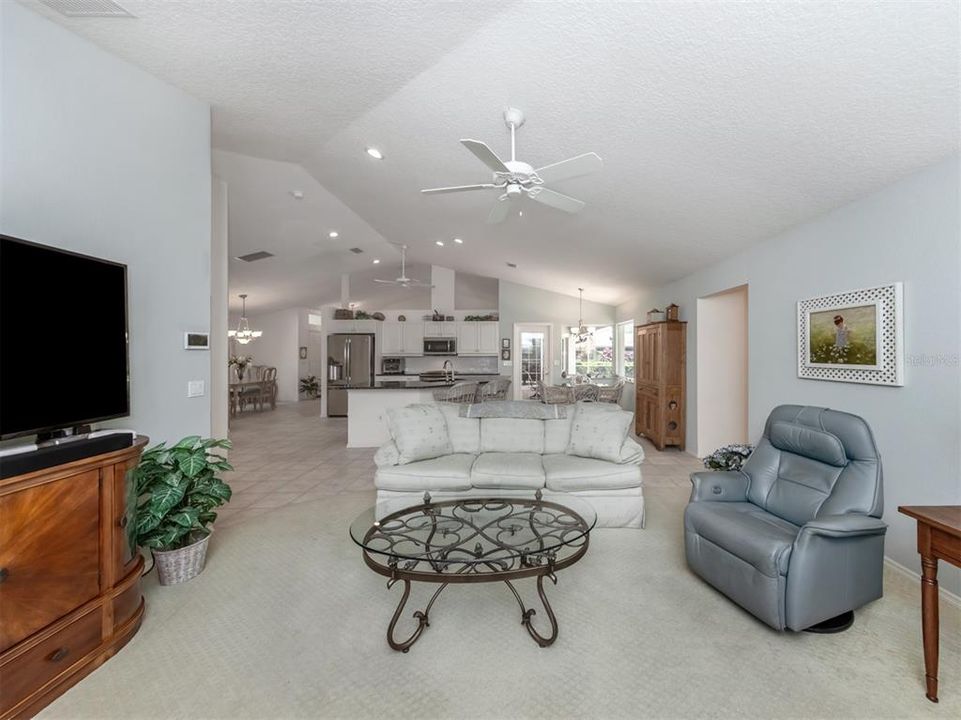 Active With Contract: $1,350,000 (3 beds, 2 baths, 2376 Square Feet)