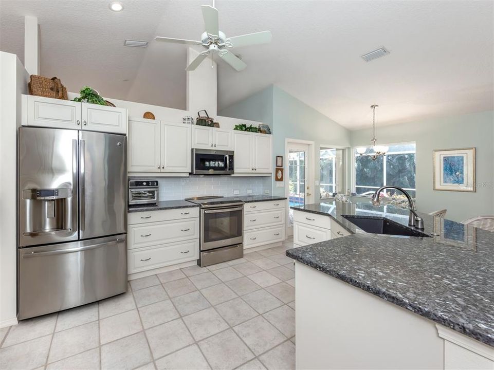 Active With Contract: $1,350,000 (3 beds, 2 baths, 2376 Square Feet)