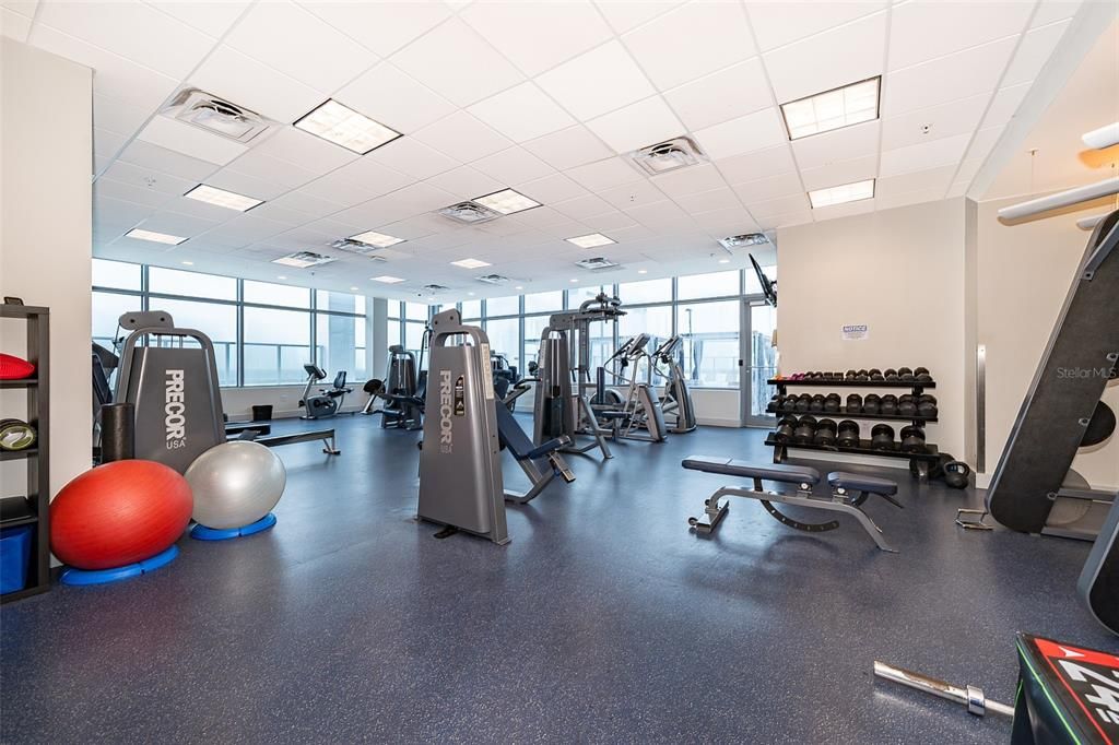 For Sale: $425,000 (1 beds, 2 baths, 1150 Square Feet)