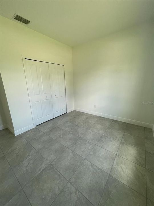 Activo con contrato: $245,000 (4 camas, 2 baños, 1580 Pies cuadrados)
