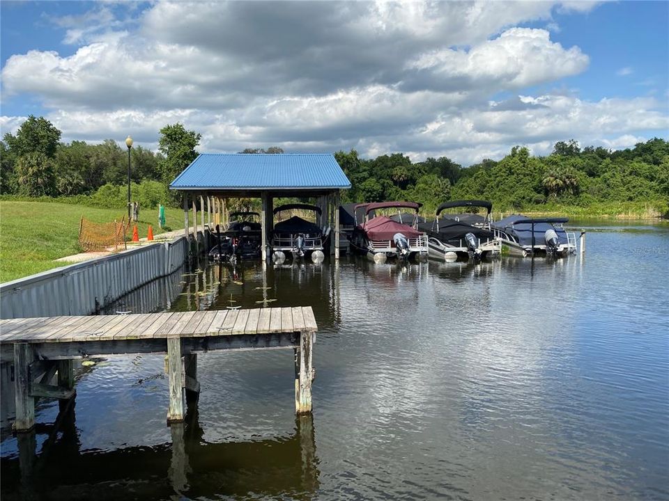 En Venta: $749,500 (4 camas, 3 baños, 3432 Pies cuadrados)