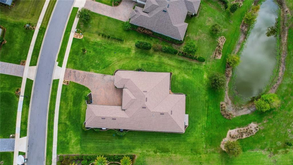 En Venta: $749,500 (4 camas, 3 baños, 3432 Pies cuadrados)