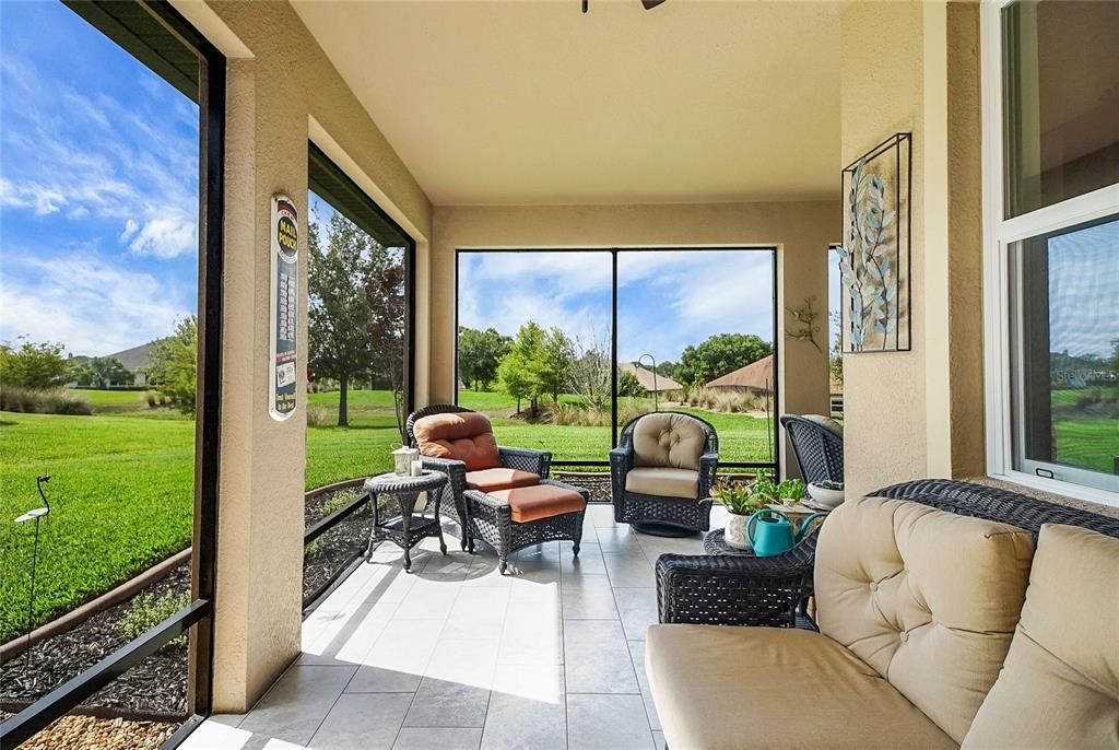 En Venta: $749,500 (4 camas, 3 baños, 3432 Pies cuadrados)