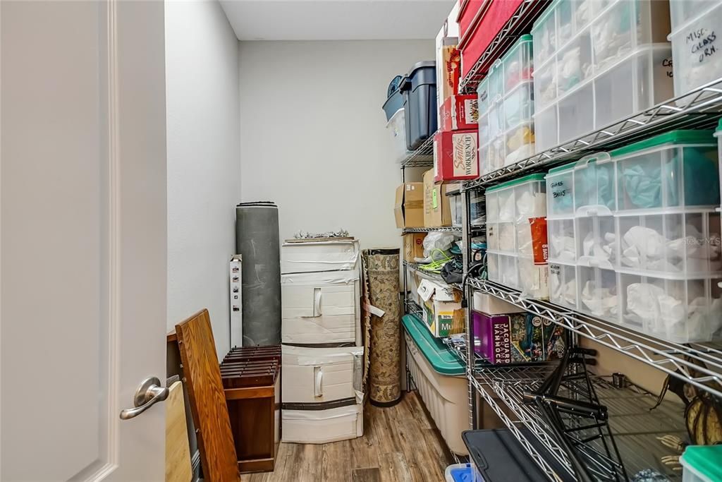 En Venta: $749,500 (4 camas, 3 baños, 3432 Pies cuadrados)