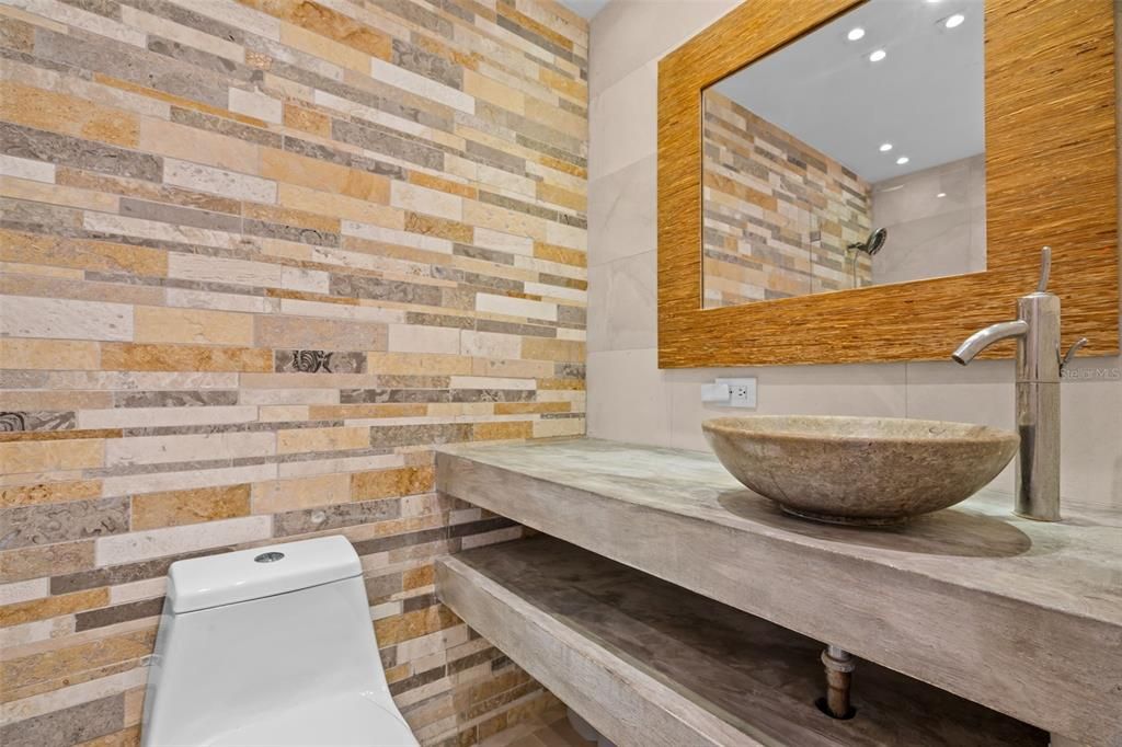 На продажу: $4,400,000 (5 спален, 4 ванн, 5489 Квадратных фут)