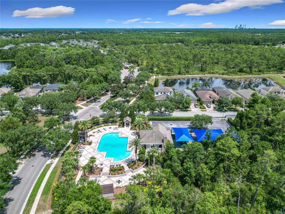 合同活跃: $2,800 (3 贝兹, 2 浴室, 2039 平方英尺)