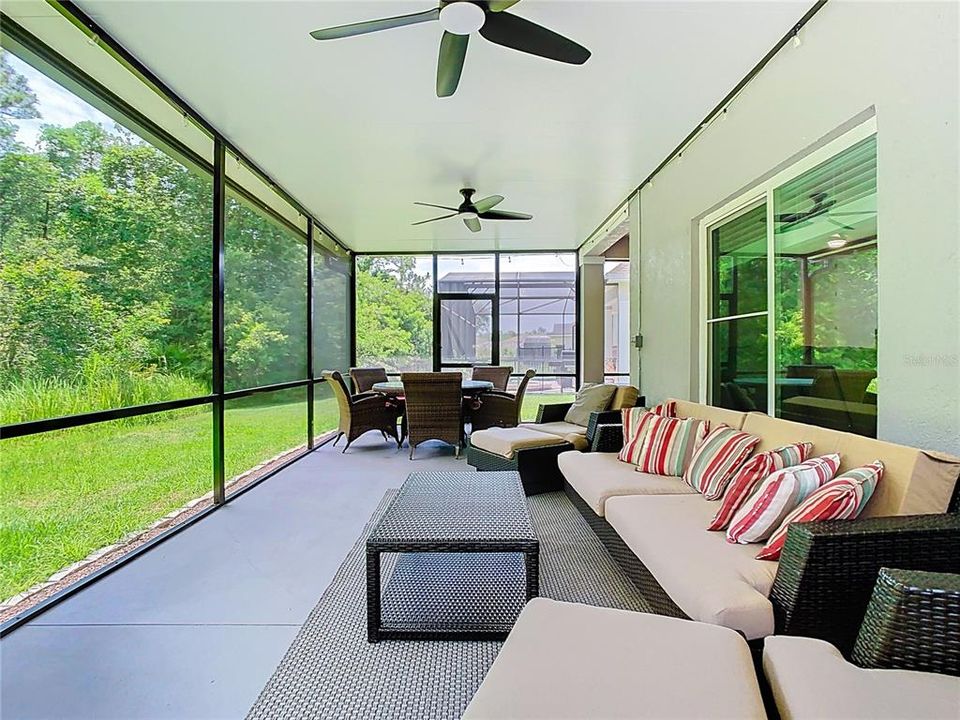 合同活跃: $2,800 (3 贝兹, 2 浴室, 2039 平方英尺)