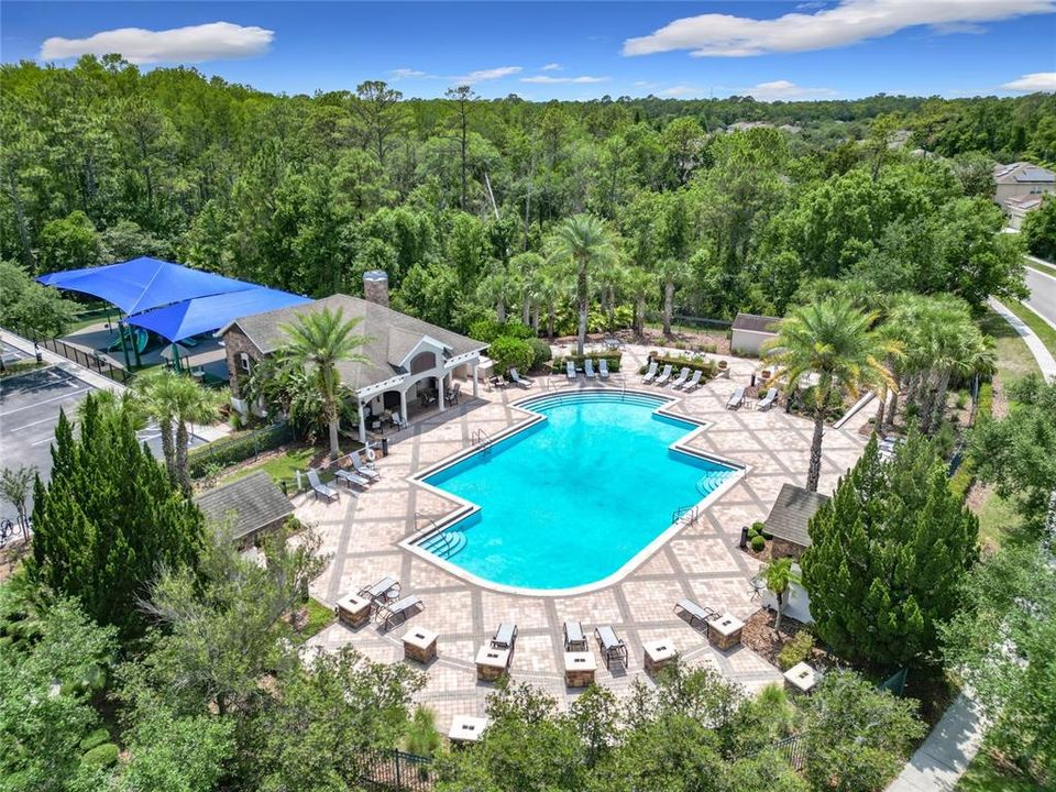 合同活跃: $2,800 (3 贝兹, 2 浴室, 2039 平方英尺)