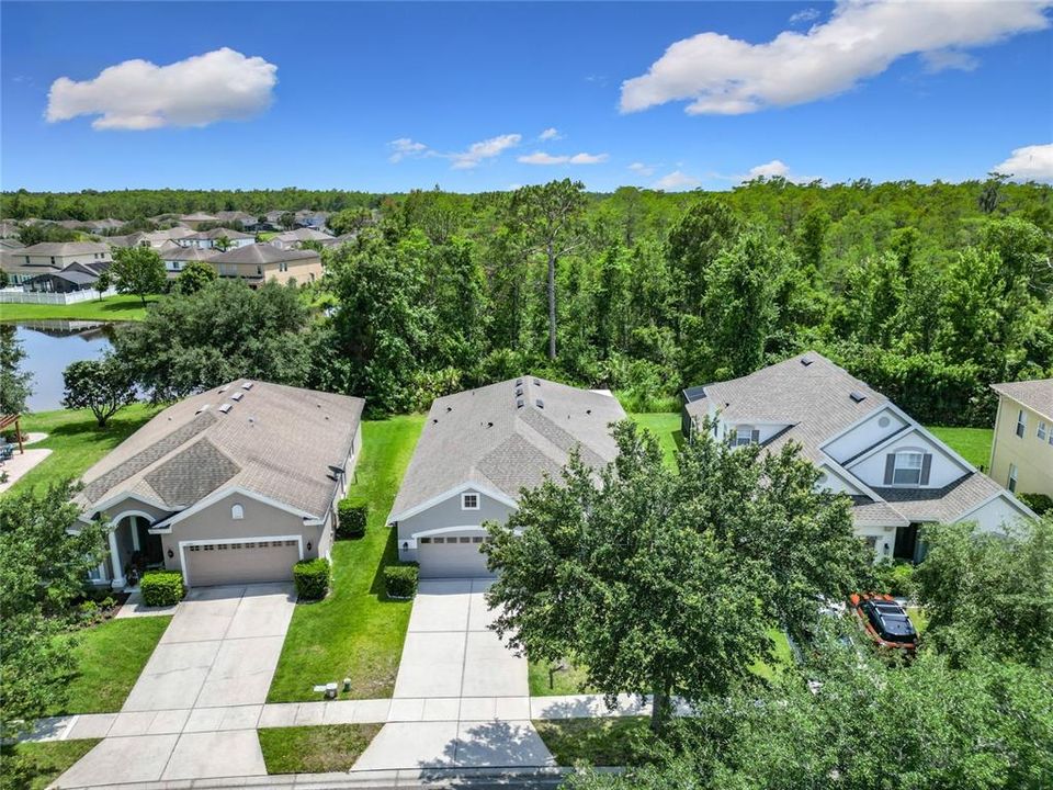 合同活跃: $2,800 (3 贝兹, 2 浴室, 2039 平方英尺)