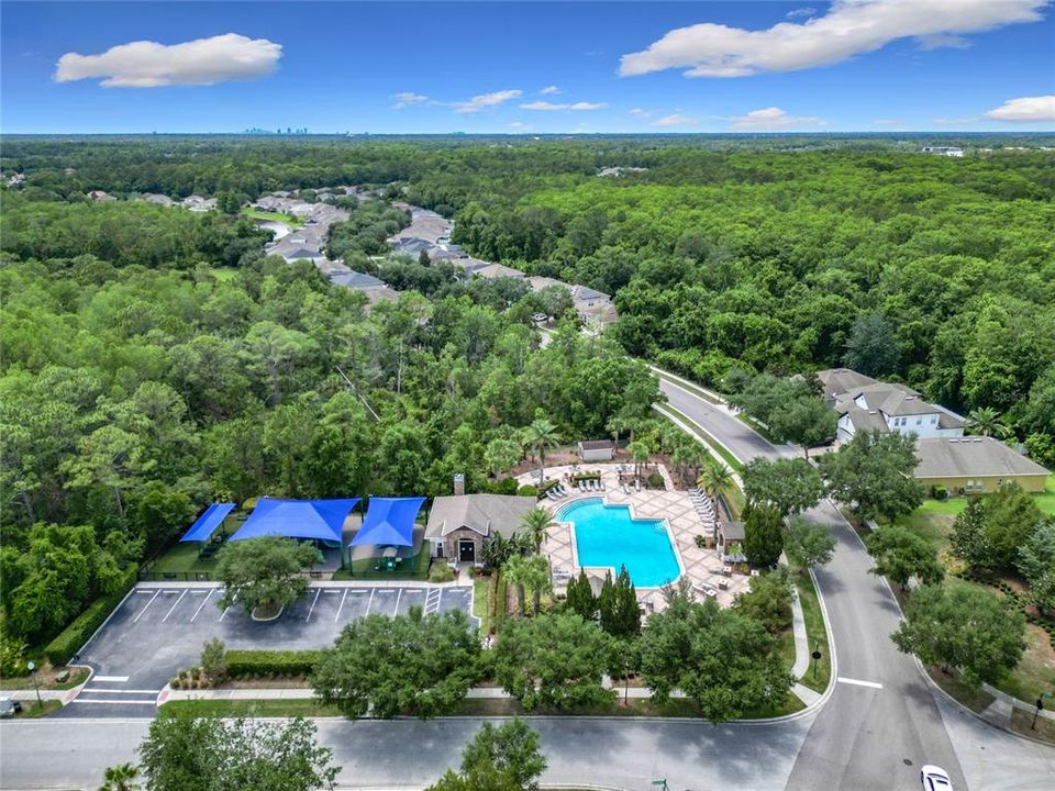 合同活跃: $2,800 (3 贝兹, 2 浴室, 2039 平方英尺)