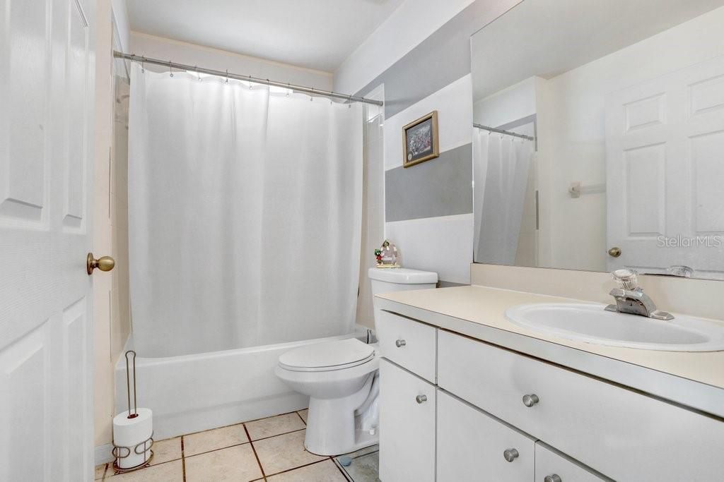For Sale: $329,900 (3 beds, 2 baths, 1328 Square Feet)