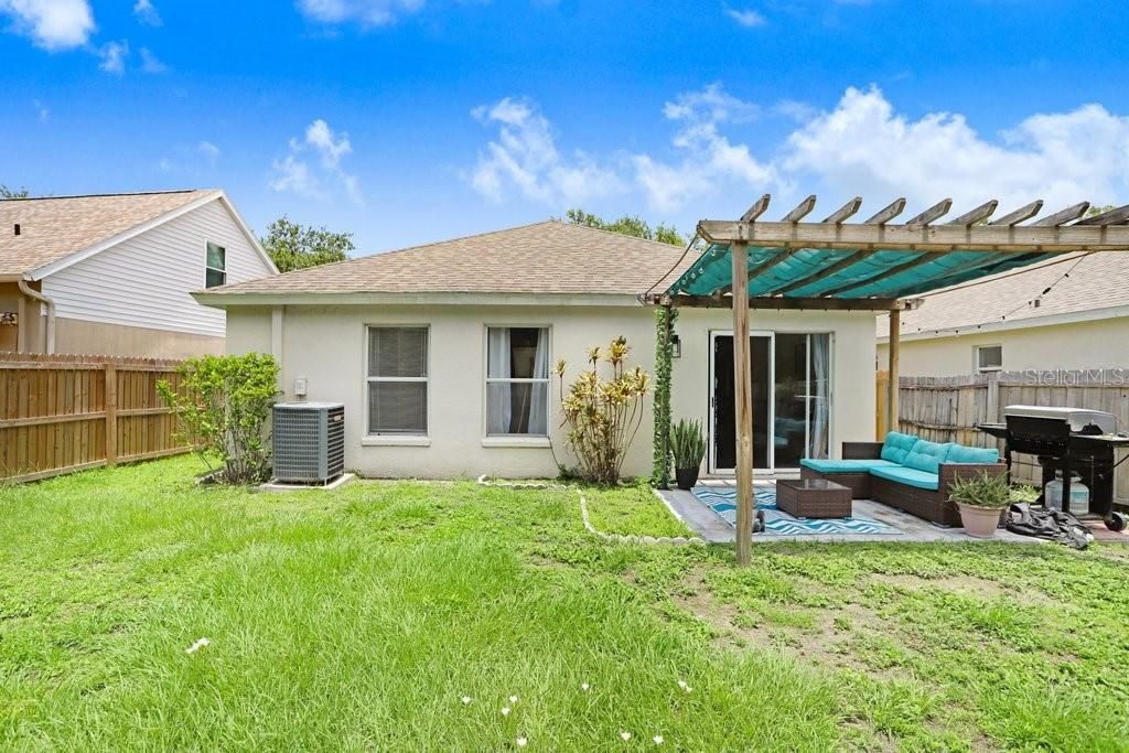 For Sale: $329,900 (3 beds, 2 baths, 1328 Square Feet)