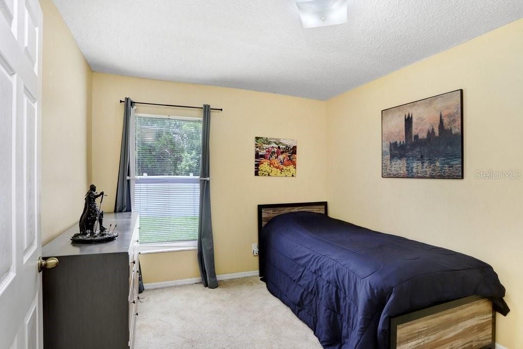 For Sale: $329,900 (3 beds, 2 baths, 1328 Square Feet)