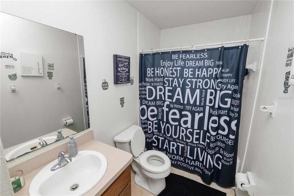 For Sale: $339,000 (0 beds, 0 baths, 1922 Square Feet)