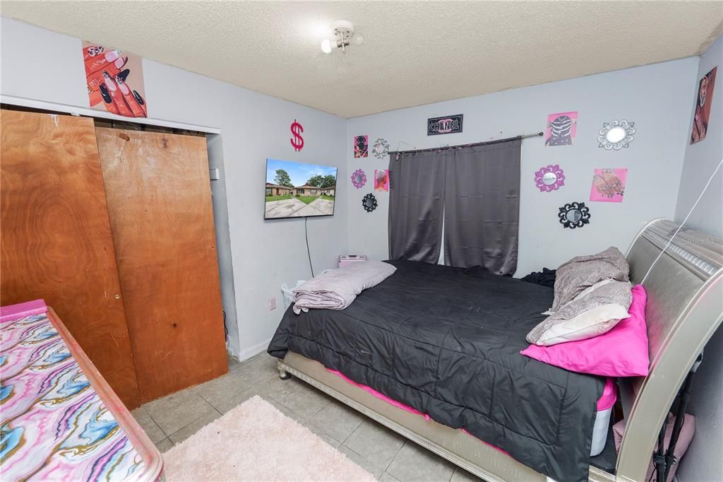 For Sale: $339,000 (0 beds, 0 baths, 1922 Square Feet)