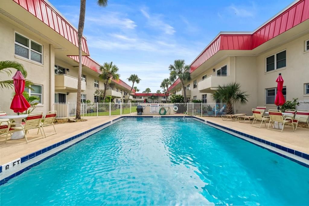 Active With Contract: $130,000 (2 beds, 2 baths, 1005 Square Feet)