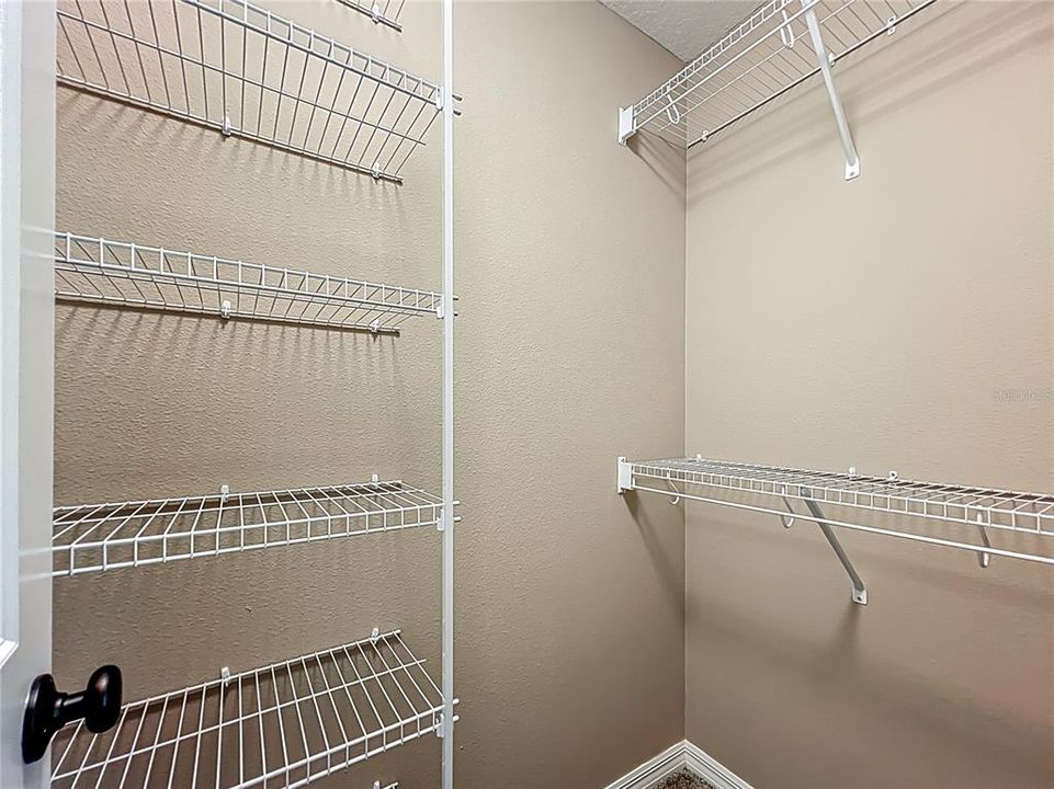 待售: $260,000 (3 贝兹, 2 浴室, 1561 平方英尺)