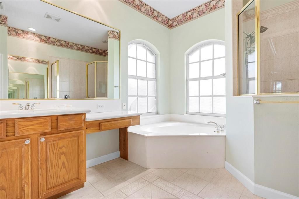 待售: $1,139,000 (4 贝兹, 3 浴室, 3449 平方英尺)