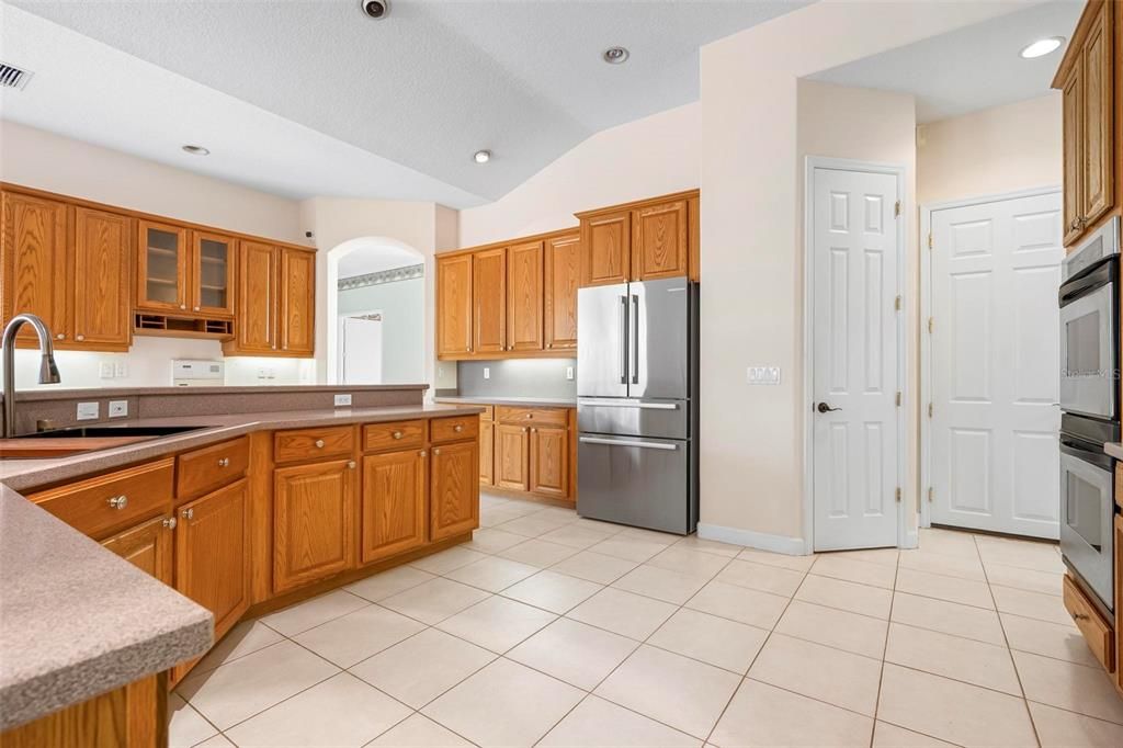 待售: $1,139,000 (4 贝兹, 3 浴室, 3449 平方英尺)