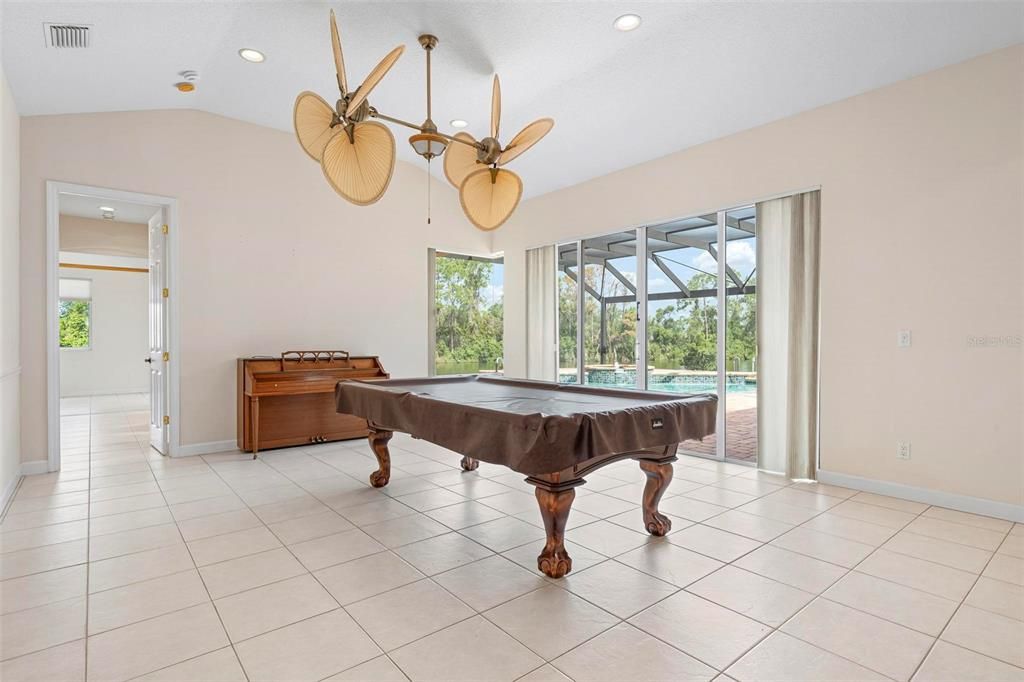 待售: $1,139,000 (4 贝兹, 3 浴室, 3449 平方英尺)