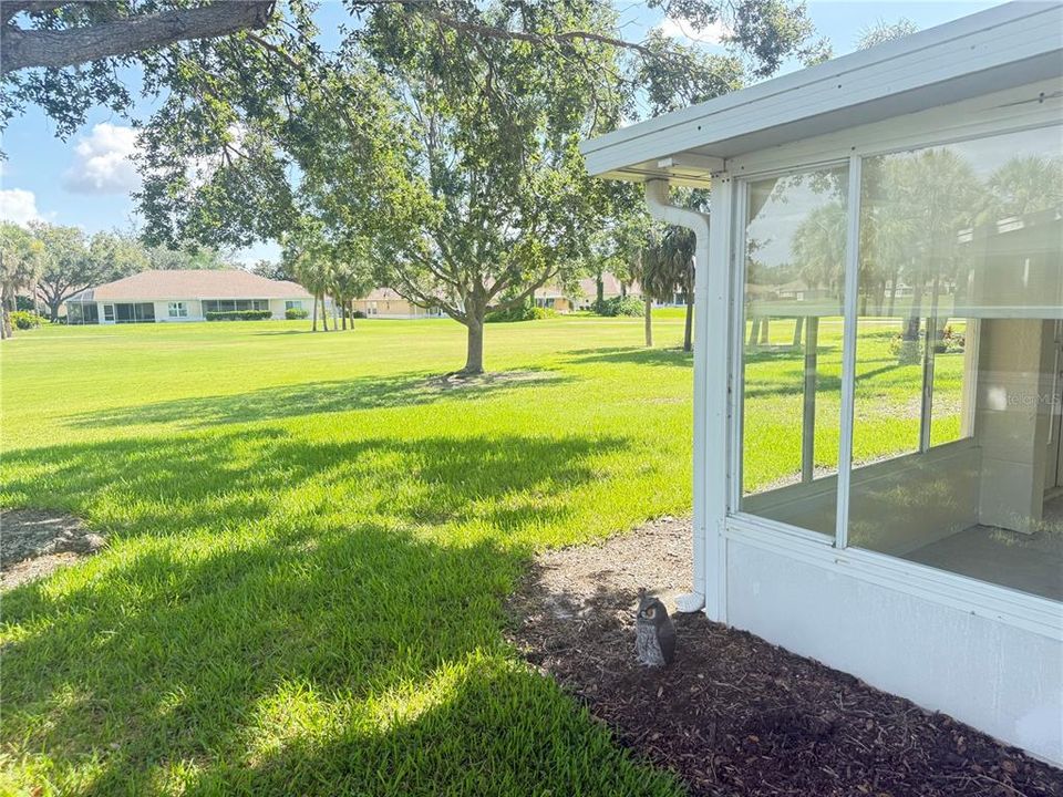 合同活跃: $2,200 (2 贝兹, 2 浴室, 1612 平方英尺)