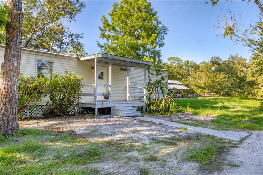 Vendido Recientemente: $399,800 (2 camas, 2 baños, 1248 Pies cuadrados)