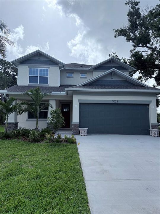 Vendido Recientemente: $402,365 (5 camas, 3 baños, 2571 Pies cuadrados)