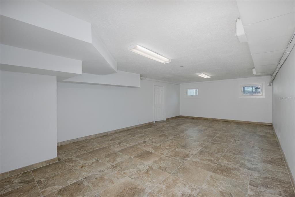 На продажу: $1,390,000 (5 спален, 4 ванн, 4489 Квадратных фут)