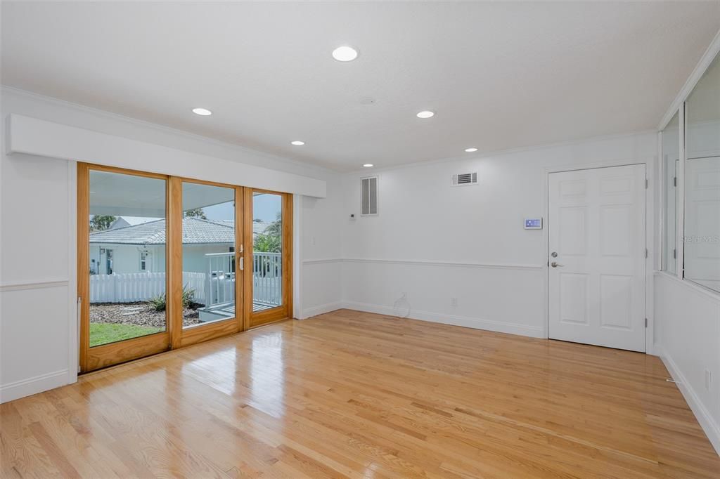 На продажу: $1,390,000 (5 спален, 4 ванн, 4489 Квадратных фут)