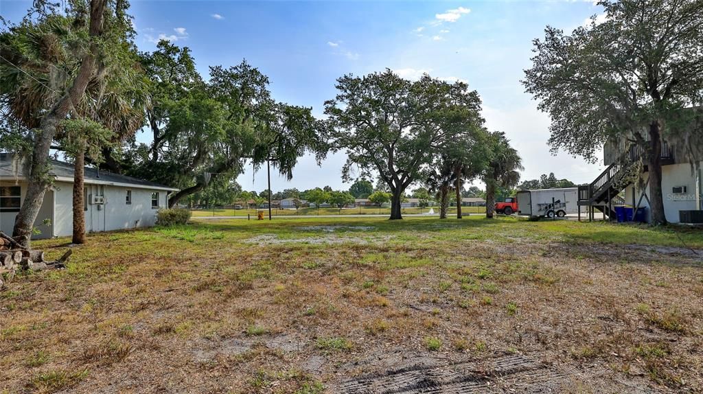 待售: $470,000 (0 贝兹, 0 浴室, 1876 平方英尺)