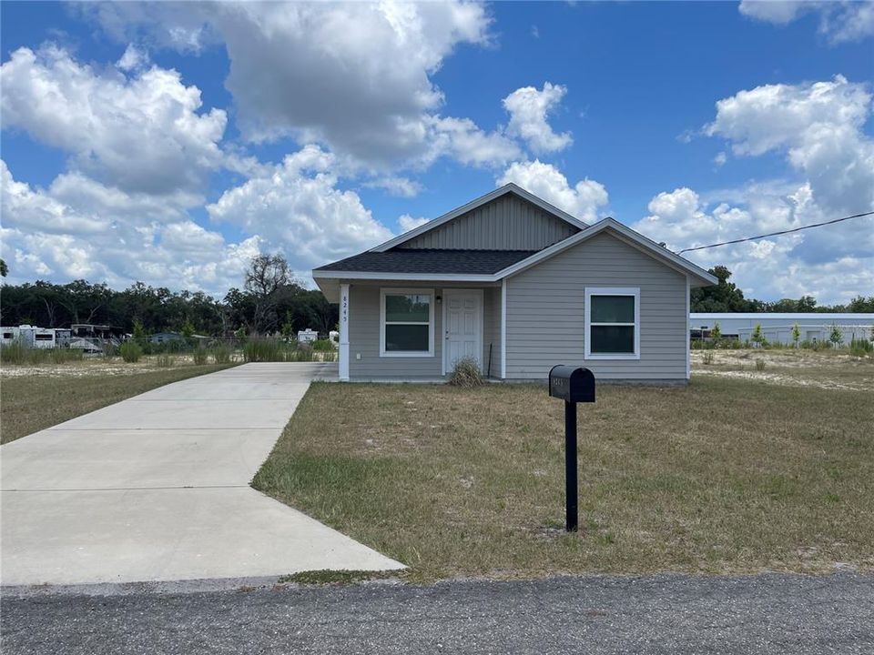 Recently Rented: $1,500 (2 beds, 2 baths, 1084 Square Feet)