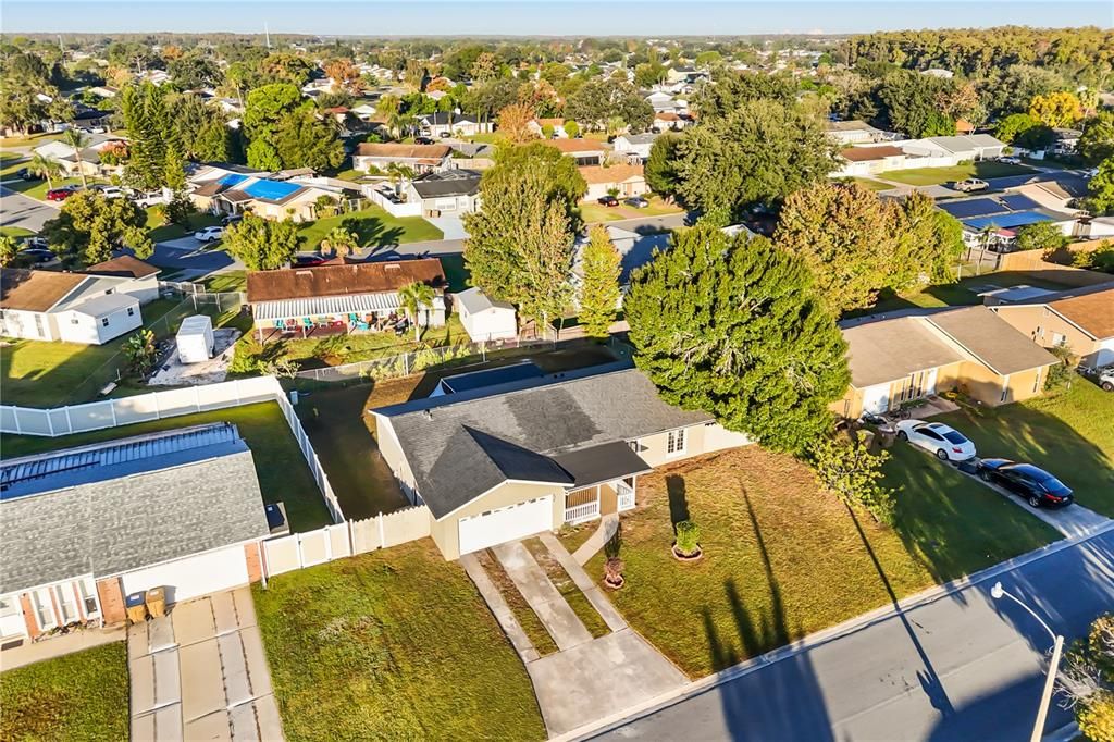 For Rent: $2,600 (4 beds, 2 baths, 1390 Square Feet)