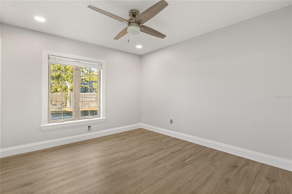 For Rent: $2,600 (4 beds, 2 baths, 1390 Square Feet)