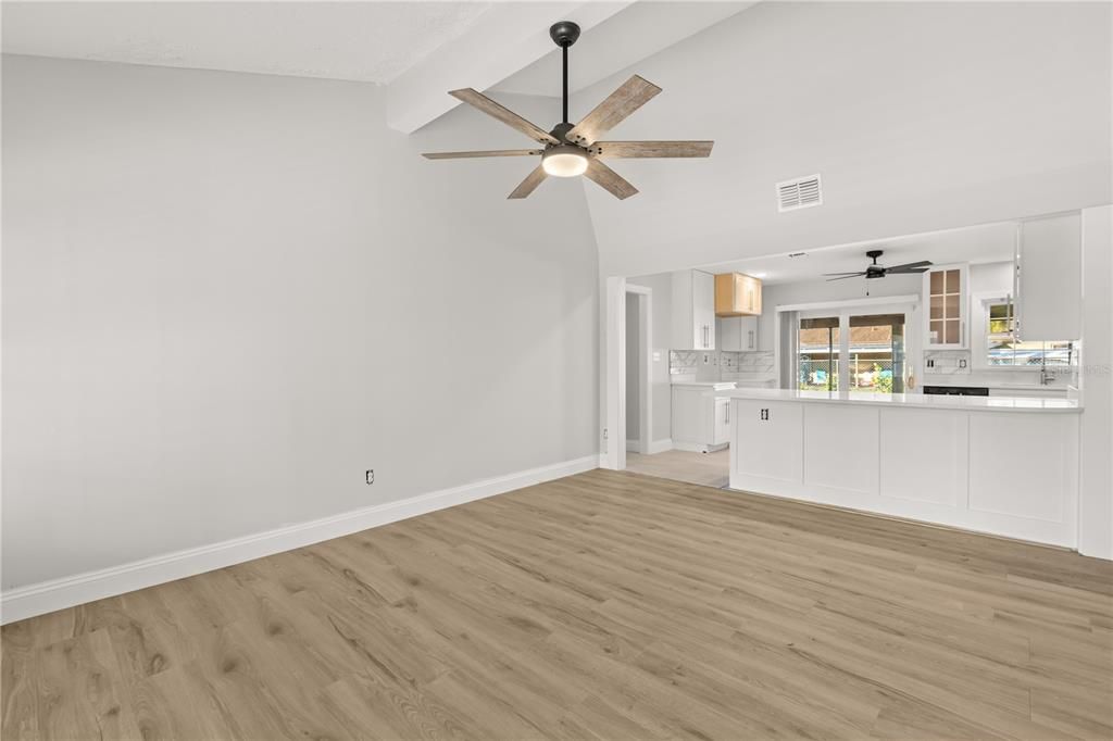 For Rent: $2,600 (4 beds, 2 baths, 1390 Square Feet)