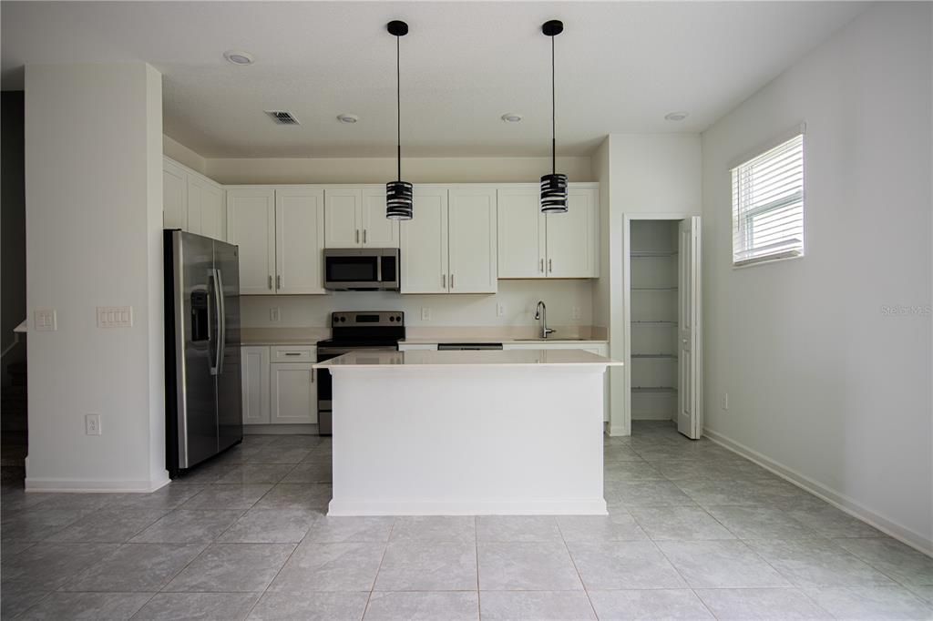 Active With Contract: $2,100 (3 beds, 2 baths, 1793 Square Feet)