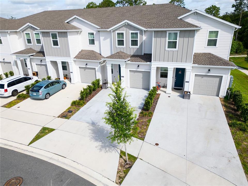 Active With Contract: $2,100 (3 beds, 2 baths, 1793 Square Feet)