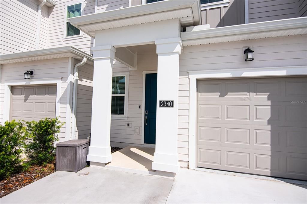 Active With Contract: $2,100 (3 beds, 2 baths, 1793 Square Feet)