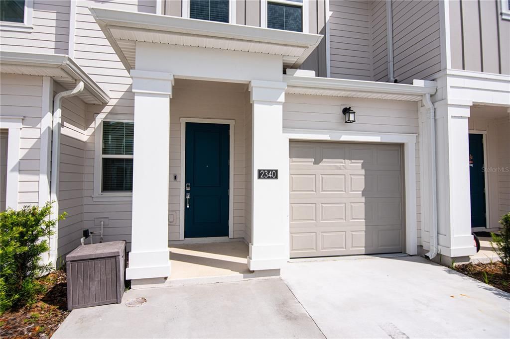 Active With Contract: $2,100 (3 beds, 2 baths, 1793 Square Feet)