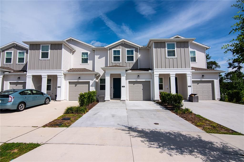 Active With Contract: $2,100 (3 beds, 2 baths, 1793 Square Feet)
