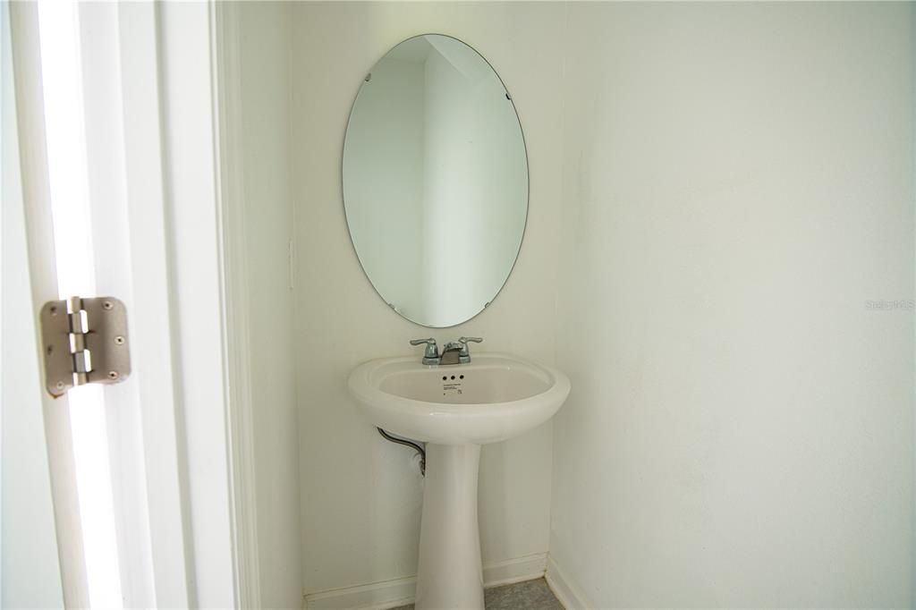 Active With Contract: $2,100 (3 beds, 2 baths, 1793 Square Feet)