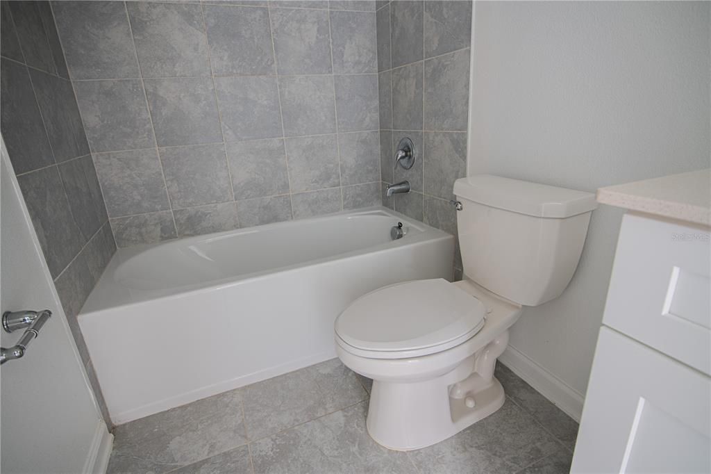 Active With Contract: $2,100 (3 beds, 2 baths, 1793 Square Feet)