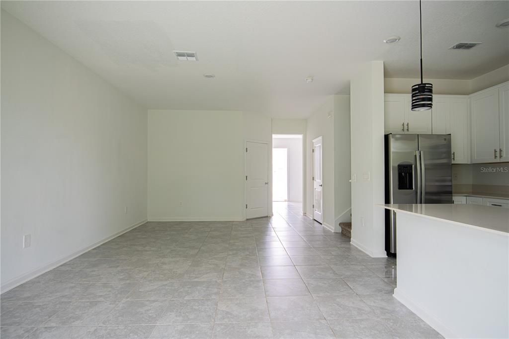 Active With Contract: $2,100 (3 beds, 2 baths, 1793 Square Feet)